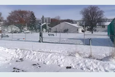 7229 Woodstock Curve, Bloomington, MN 55438 - Photo 15