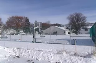 7229 Woodstock Curv, Bloomington, MN 55438 - Photo 15