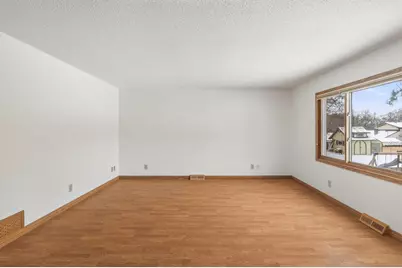 2801 Aglen Avenue, Roseville, MN 55113 - Photo 25