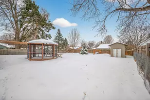 2801 Aglen Ave, Roseville, MN 55113 - Photo 47