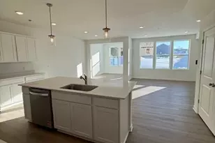 21913 Sawyer Ln, Rogers, MN 55374 - Photo 3