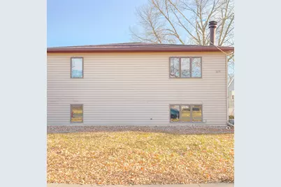 1019 College Street N, Fargo, ND 58102 - Photo 1