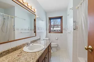 380 Barry Dr, Owatonna, MN 55060 - Photo 5