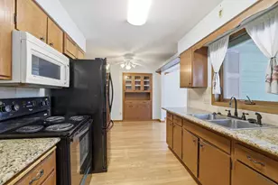 380 Barry Dr, Owatonna, MN 55060 - Photo 11