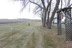 724 6th St N, Winsted, MN 55395 - Photo 3