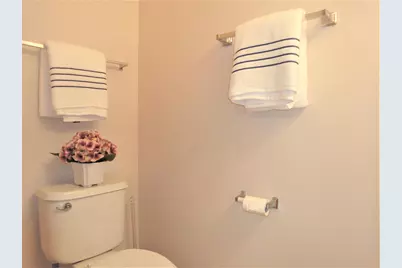 9204 Holly Lane N #403, Maple Grove, MN 55311 - Photo 15