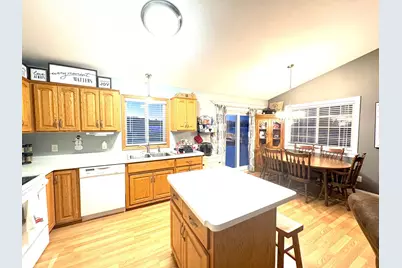 1170 Coakley Street, Paynesville, MN 56362 - Photo 5