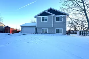 1170 Coakley St, Paynesville, MN 56362 - Photo 1