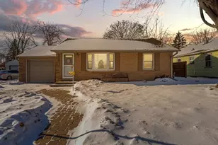 1402 4th St SW, Austin, MN 55912 - Photo 1