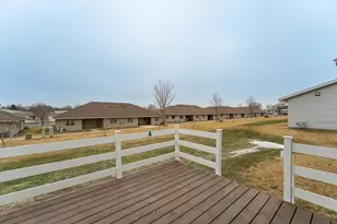 712 Memorial Dr, Spring Valley, MN 55975 - Photo 7