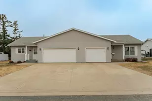 712 Memorial Dr, Spring Valley, MN 55975 - Photo 21