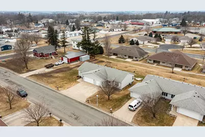 712 Memorial Drive, Spring Valley, MN 55975 - Photo 27