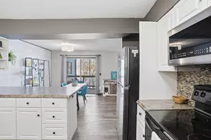 14326 Fairway Dr, Eden Prairie, MN 55344 - Photo 15