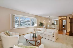 3420 Maplewood Dr, Saint Anthony, MN 55418 - Photo 9