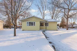 1221 Home Pl, Faribault, MN 55021 - Photo 3