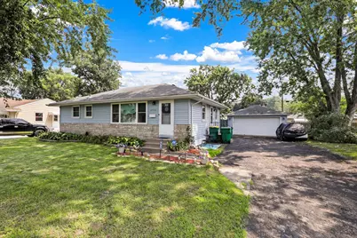 5918 Xerxes Avenue N, Brooklyn Center, MN 55430 - Photo 3