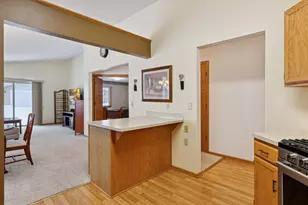 1866 Granite Ave N, Oakdale, MN 55128 - Photo 11