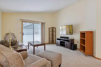 1866 Granite Avenue N, Oakdale, MN 55128 - Photo 15