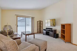 1866 Granite Ave N, Oakdale, MN 55128 - Photo 15