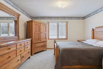 1866 Granite Avenue N, Oakdale, MN 55128 - Photo 19