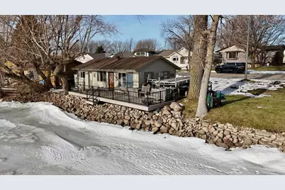 1111 W Lake Avenue, Worthington, MN 56187 - Photo 3