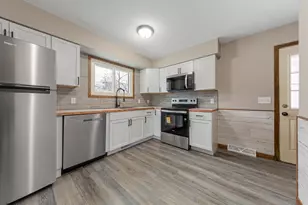 1110 Linden St S, Northfield, MN 55057 - Photo 9