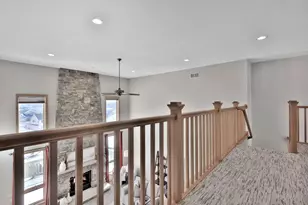 3020 Carey Heights Dr, Maplewood, MN 55109 - Photo 27