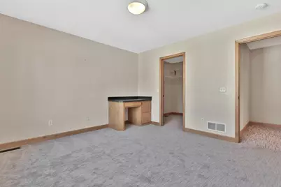 3020 Carey Heights Drive, Maplewood, MN 55109 - Photo 29