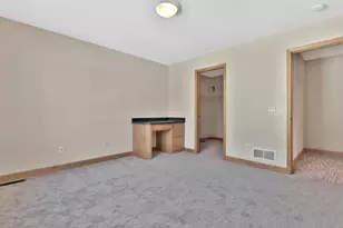 3020 Carey Heights Dr, Maplewood, MN 55109 - Photo 29