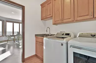 3020 Carey Heights Dr, Maplewood, MN 55109 - Photo 19