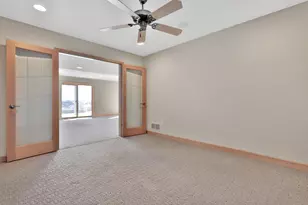 3020 Carey Heights Dr, Maplewood, MN 55109 - Photo 35