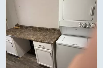 202 7th Avenue SW, Pipestone, MN 56164 - Photo 9