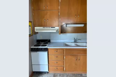 202 7th Avenue SW, Pipestone, MN 56164 - Photo 7