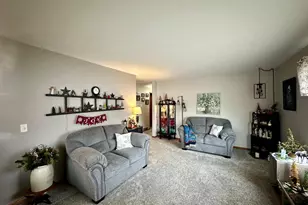 126 W Warren St, Luverne, MN 56156 - Photo 19