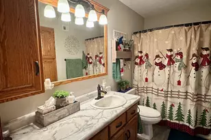 126 W Warren St, Luverne, MN 56156 - Photo 7