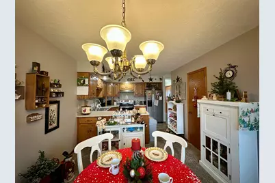 126 W Warren Street, Luverne, MN 56156 - Photo 3