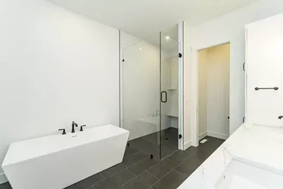 4980 Royal Oaks Circle SW, Rochester, MN 55902 - Photo 31