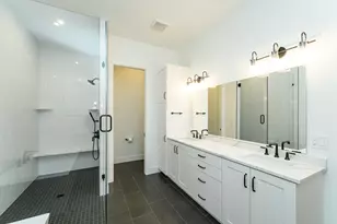 4980 Royal Oaks Circle SW, Rochester, MN 55902 - Photo 23