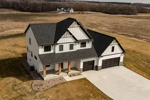 4629 Royal Oaks Circle SW, Rochester, MN 55902 - Photo 3