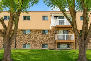901 Pearl Ave, Marshall, MN 56258 - Photo 7