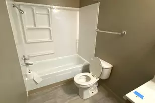 901 Pearl Ave, Marshall, MN 56258 - Photo 7