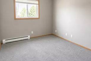901 Pearl Ave, Marshall, MN 56258 - Photo 5