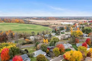 200 Meadow Dr, Loretto, MN 55357 - Photo 35