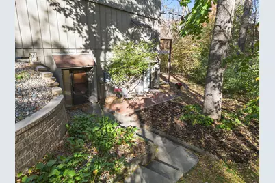 1844 Zanzibar Lane N, Plymouth, MN 55447 - Photo 3