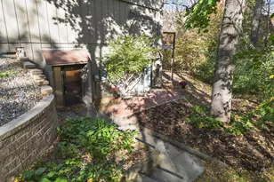 1844 Zanzibar Ln N, Plymouth, MN 55447 - Photo 3