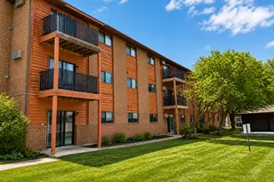 901 Country Club Dr, Marshall, MN 56258 - Photo 15