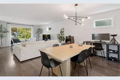 2084 E Reaney Avenue, Saint Paul, MN 55119 - Photo 7