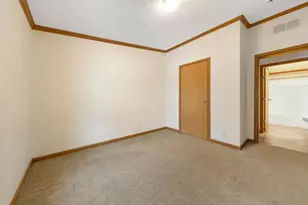 436 W Hudson Ave W, Mankato, MN 56001 - Photo 25