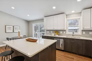 981 104th Ave NW, Coon Rapids, MN 55433 - Photo 3