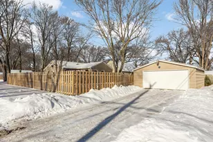 5300 Louisiana Ave N, Crystal, MN 55428 - Photo 21